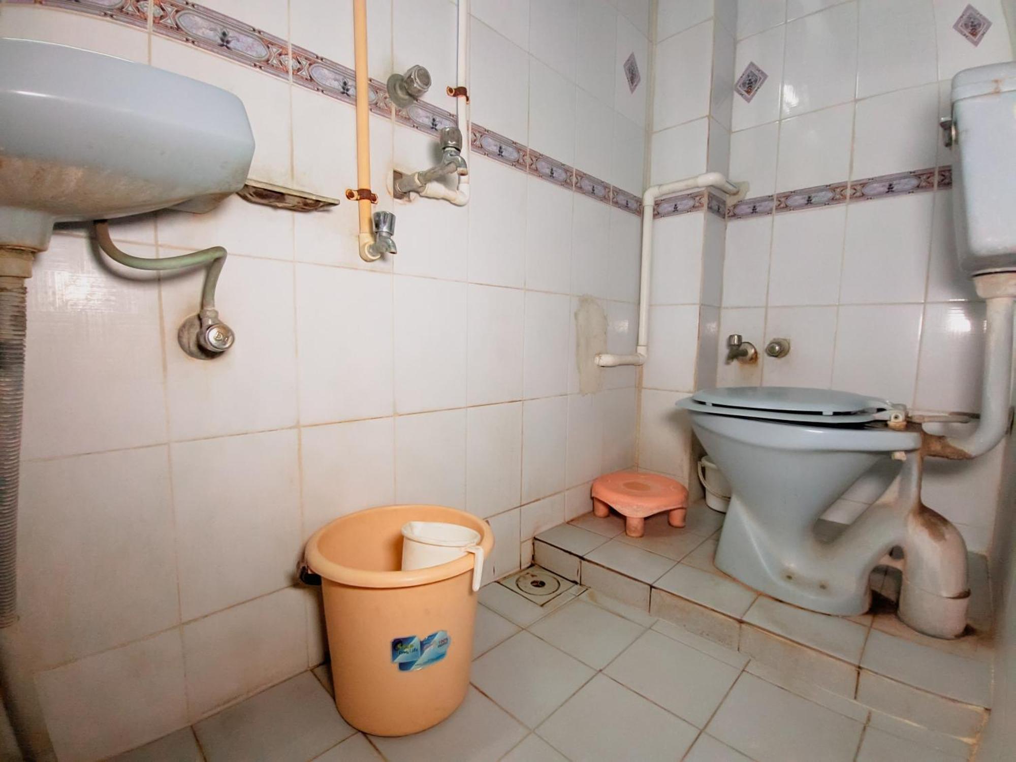 Hotel Annapurna Bhuj Esterno foto